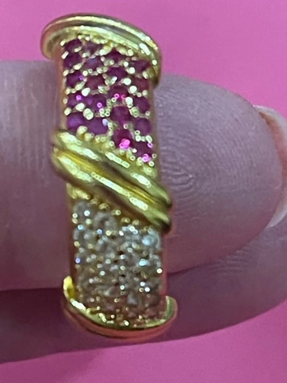 Ruby & Pavé Twisted Gold Band Ring vintage!